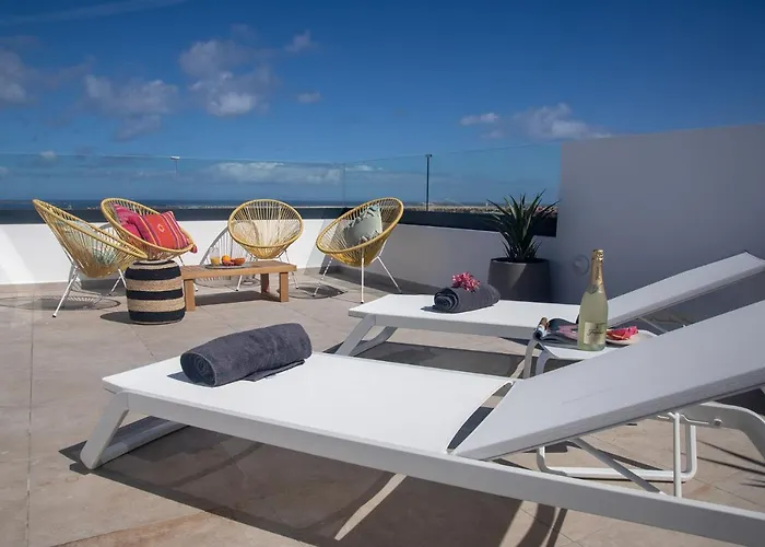 Yolo Norte Private Pool By Holidays Semesterbostad