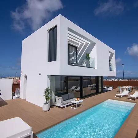 Yolo Norte Private Pool By Holidays Villa *